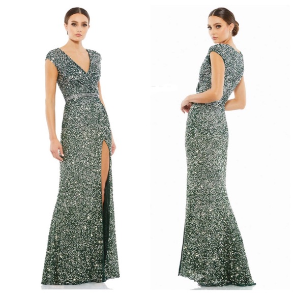 MAC DUGGAL Cap Sleeve Sequined High Slit Gown NEW Size 12 Forest Green